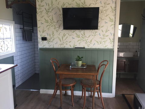 Peg Cottage - Australian Directory 2