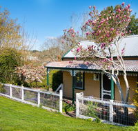Pembroke House - Australian Directory
