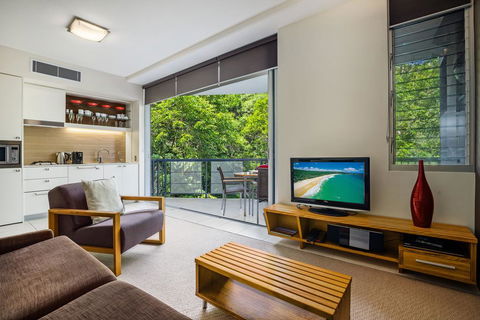 Perfect Luxury For 2, Noosa Heads - Australian Directory 2