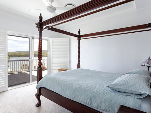 Perfect Seclusion - Top Level Only - Australian Directory 2
