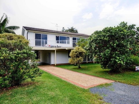 Pet Friendly - Barnacle - Australian Directory 0
