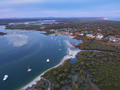 Pet Friendly - Barnacle - Australian Directory 2
