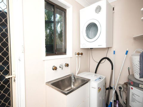 Pet Friendly - Jade Gardens - Australian Directory 3