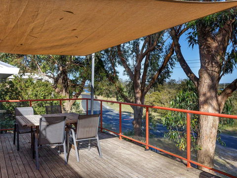 Pet Friendly 4 Bedroom Holiday Home - River Views - Australian Directory 1
