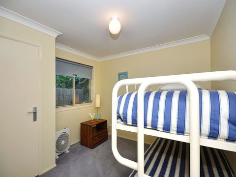 Pet Friendly Beach Home - Australian Directory 1