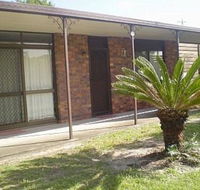 Pet friendly lowset home with room for a boat Wattle Ave Bongaree - Australian Directory