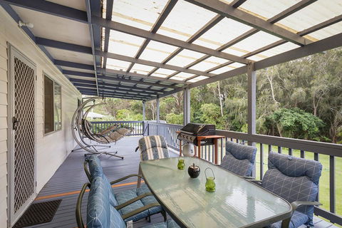 Pet-friendly Beach House @ Kianga - Australian Directory 0