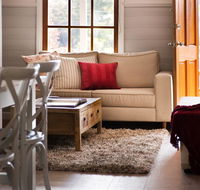 Petite Maison - Australian Directory