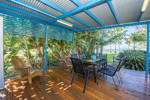 Picnic Beach'scape - Australian Directory 2