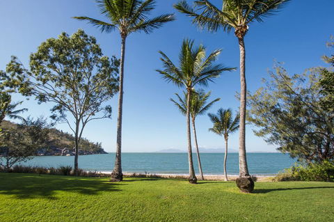 Picnic Beach'scape - Australian Directory 0