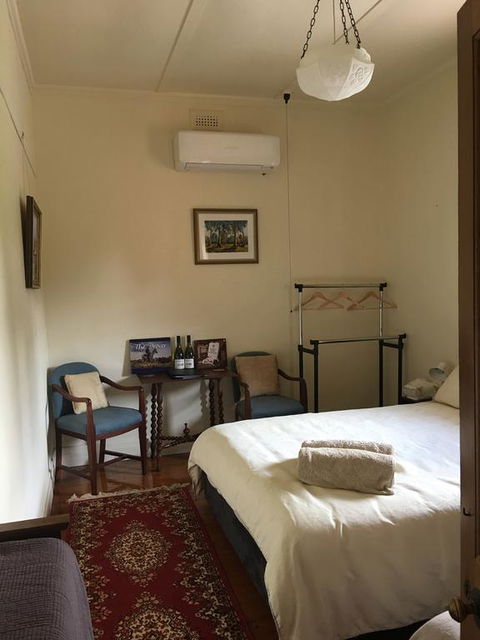 Pierrepoint Bed & Breakfast - Australian Directory 2