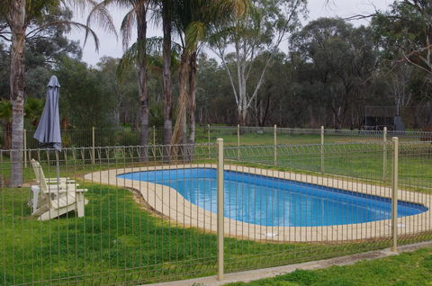 Pioneer Tourist Park - Australian Directory 1