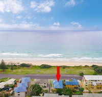 Pippi View 2 Top - across the road from the beach - Australian Directory