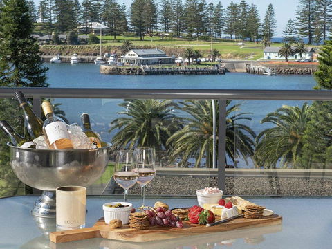 Platinum Penthouse@The Sebel - On The Harbourfront - Australian Directory 0
