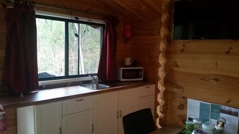 Pleasant Mountain Retreat - Australian Directory 3