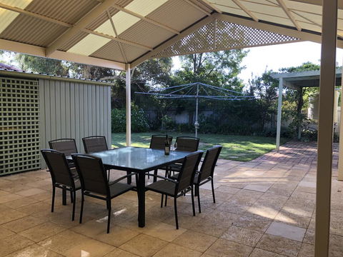 Pleasant View - Australian Directory 3