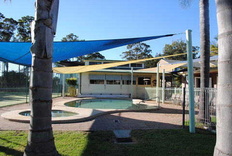 Pleasurelea Tourist Resort & Caravan Park - Australian Directory 0