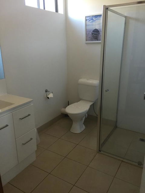 Ploughmans Motor Inn - Australian Directory 3