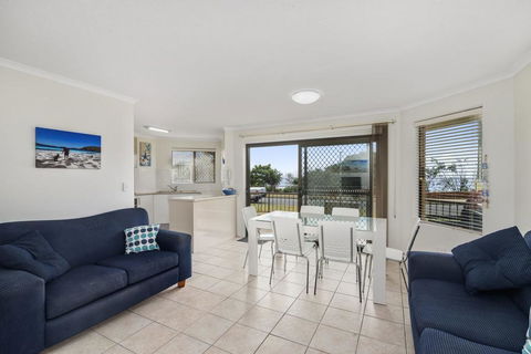 POINTVIEW LODGE, UNIT 1 - Australian Directory 1