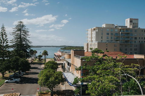Port Macquarie Hotel - Australian Directory 0