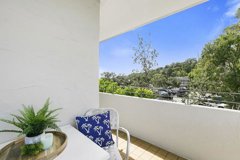 Portofino 6 - Australian Directory 2