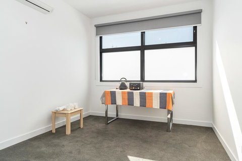 Portrush Luxury B&B - Australian Directory 3