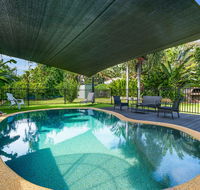 Private Pool Big Backyard Aircon - Paradise - Australian Directory
