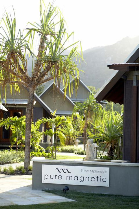 Pure Magnetic Villa 3 - Australian Directory 3
