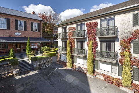 Quality Hotel Colonial Launceston - Australian Directory 1