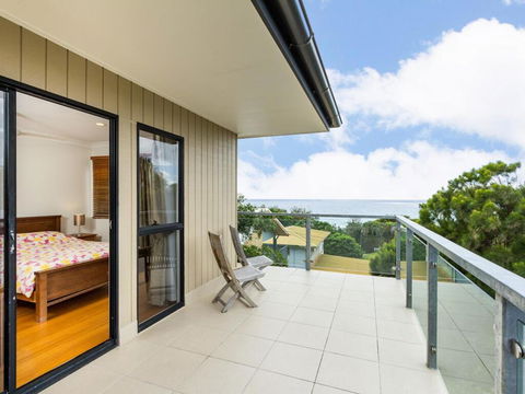 Quarterdeck - Australian Directory 0