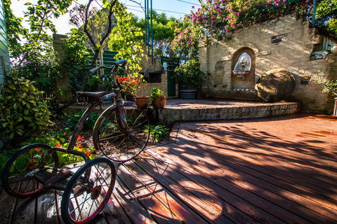 Queen Bee Cottage, Milton - Australian Directory 2