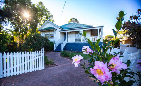 Queen Bee Cottage, Milton - Australian Directory 0