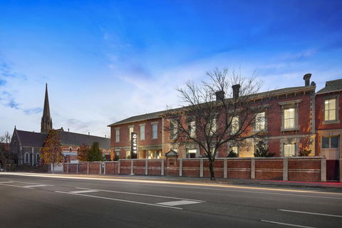 Quest Ballarat - Australian Directory 1