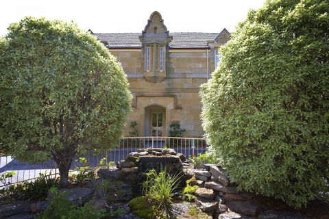 Quest Trinity House - Australian Directory 0
