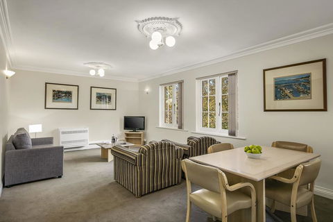 Quest Trinity House - Australian Directory 1