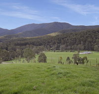 Quins Gap Private Retreat - Australian Directory