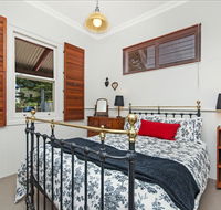 Railway Cottage - Australian Directory