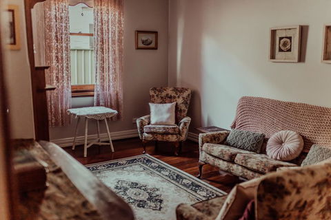 Railway Cottage - Australian Directory 2