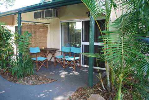 Rainforest Motel - Australian Directory 2