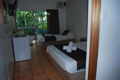 Rainforest Motel - Australian Directory 3