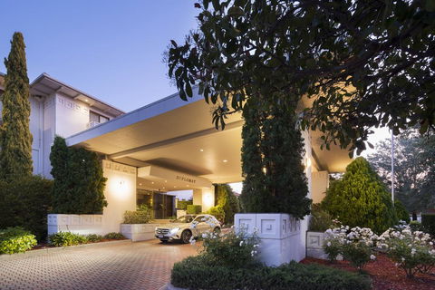 Ramada Diplomat Canberra - Australian Directory 0