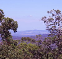 Ravensbourne Escape - Cedar Lodge - Australian Directory