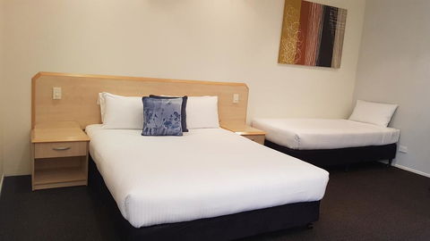 Red Bridge Motor Inn - Australian Directory 1