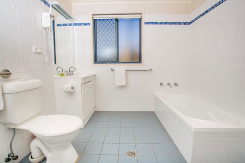 Reflections Holiday Parks Hawks Nest - Australian Directory 3