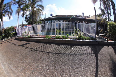 Reign Inn Newcastle - Australian Directory 2