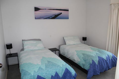 Relax At The Marina - Australian Directory 2