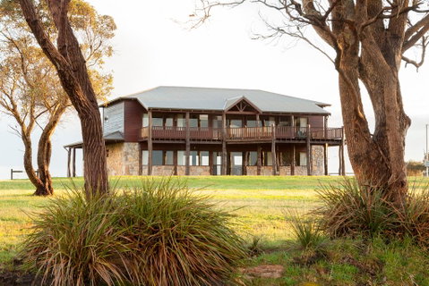 Ridgeview - Australian Directory 0
