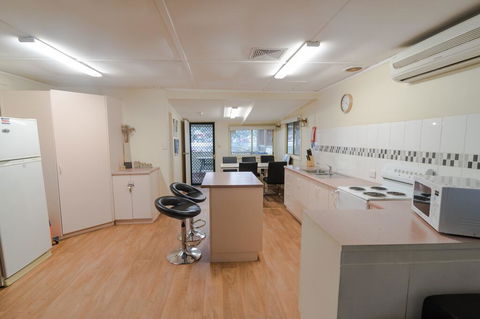 Riverfront Getaway - Mannum - Australian Directory 2