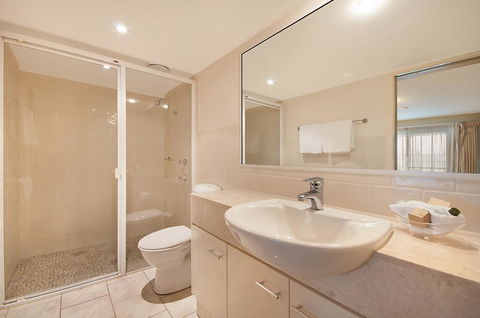 Riverside Holiday Apartments - Australian Directory 1