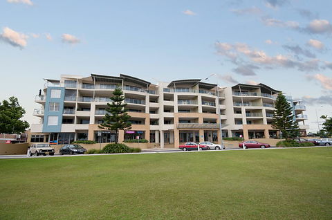 Riverside Holiday Apartments - Australian Directory 2
